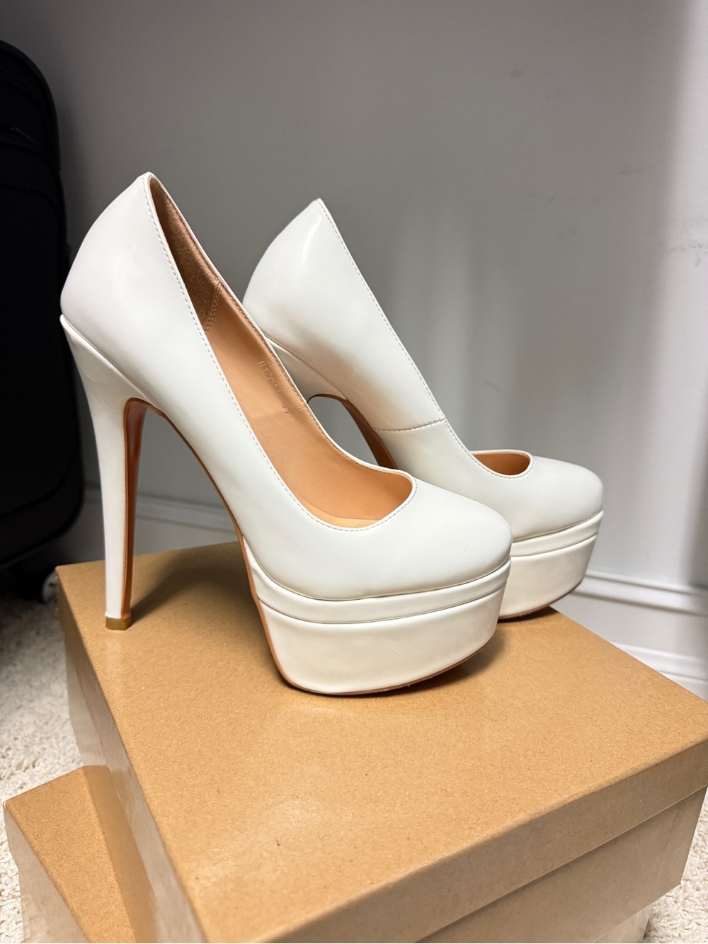 White Platform Stiletto Pumps - Women's High Heel Dress Shoes
